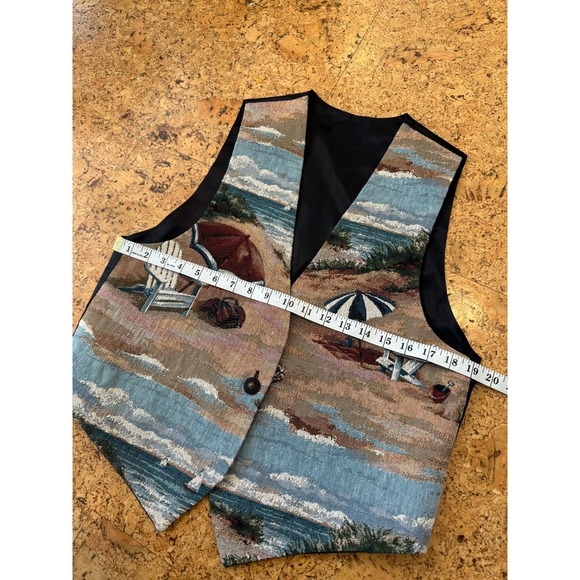 Vintage 90s Tapestry Novelty Vest needlepoint stitched beach chair umbrella ~L - Picture 6 of 7